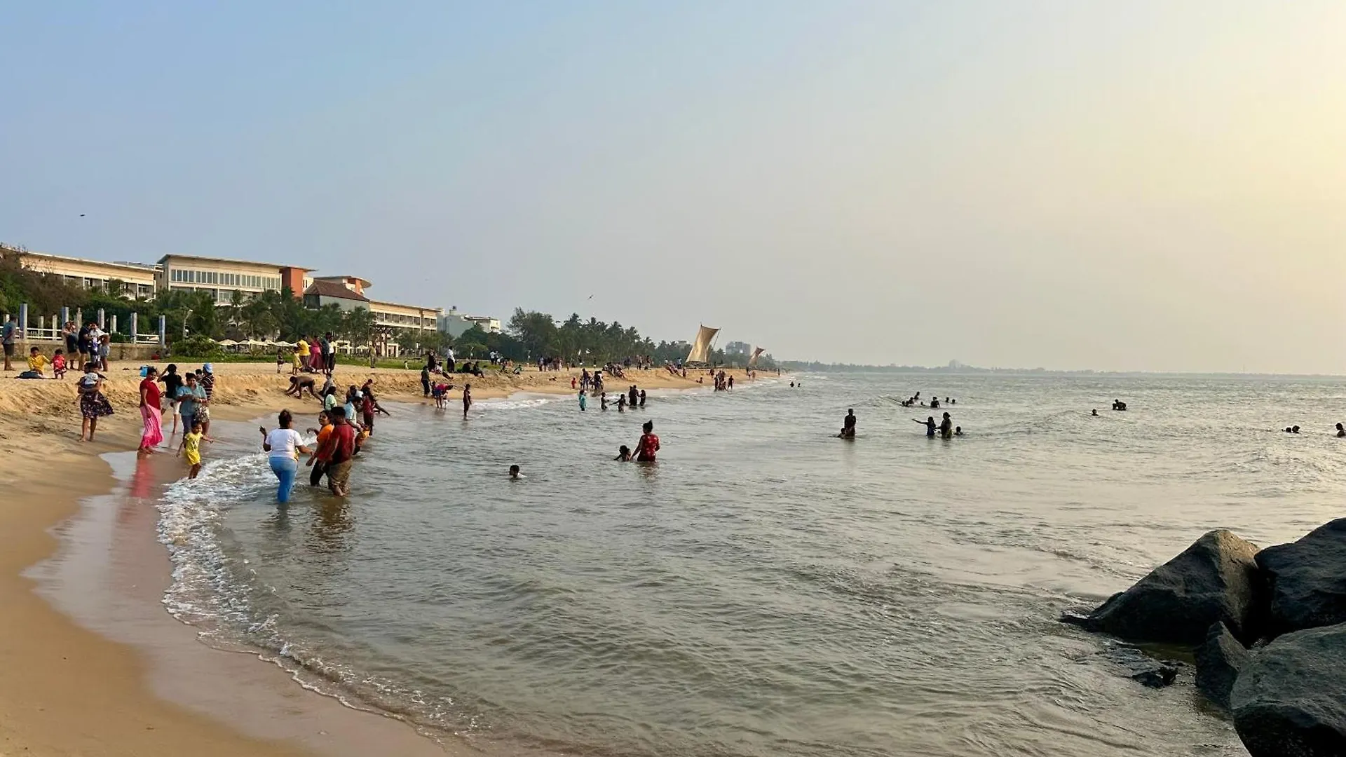 Ocean Breeze Hotel Residencies Britlanka Apartments Negombo 0*,